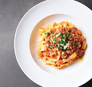 もちもちなパスタやピザをぜひ